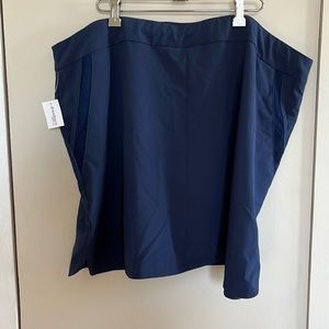 NWT Dress Barn Pull On Skort with 2 Mesh Trim Front Pockets